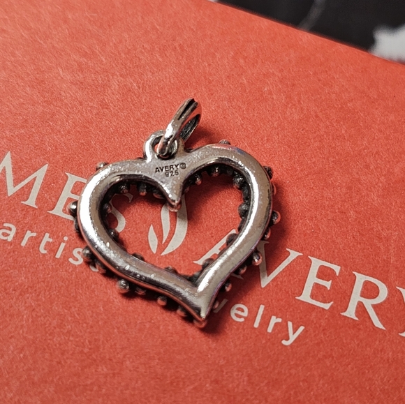 James AveryEnamel Floral Heart Wreath Charm - Picture 2 of 4